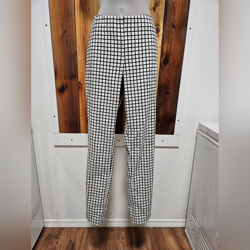 Adrianna Papell Black and White Grid Pants